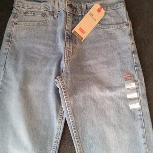 New men's 505 Levi's light blue washed jeans. Straight Leg, Sits at waist.